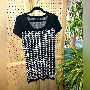 Houndstooth knit dress